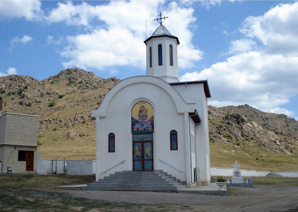 manastirea-izvorul-tamaduirii-macin